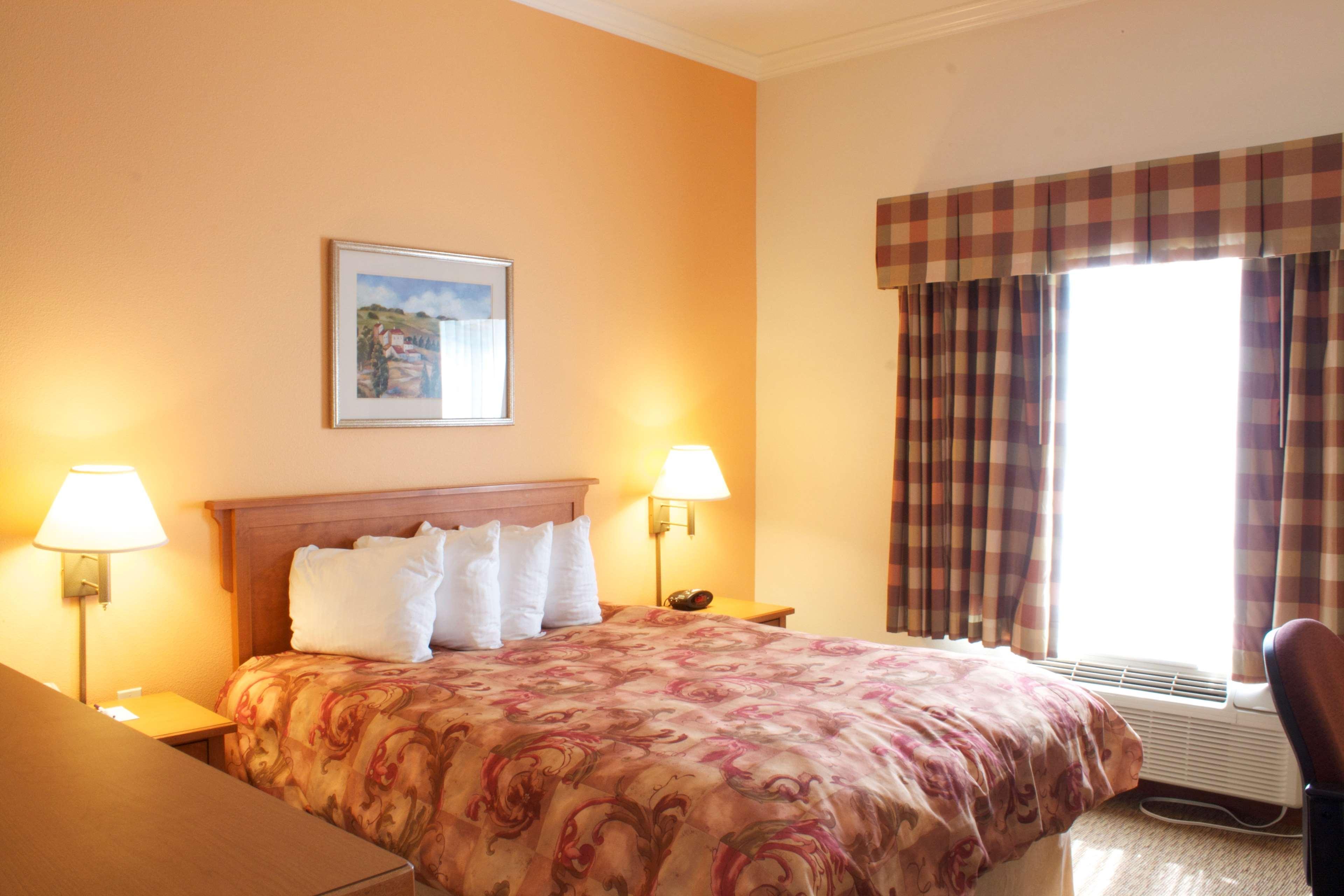 Best Western Plus Grapevine Inn Sunnyside Zewnętrze zdjęcie